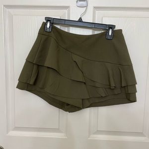 Do+be skort